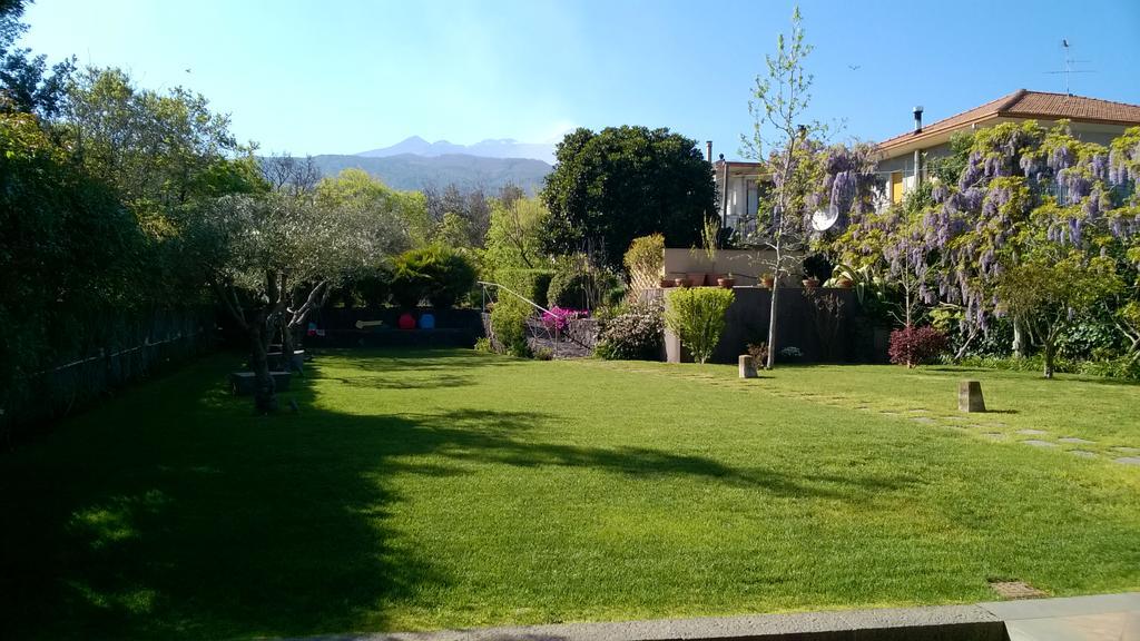 Casa Vacanze Prato Verde Дзаферана Етнеа Екстериор снимка